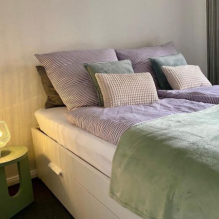 Schoene Ferienwohnung Итцехо Экстерьер фото