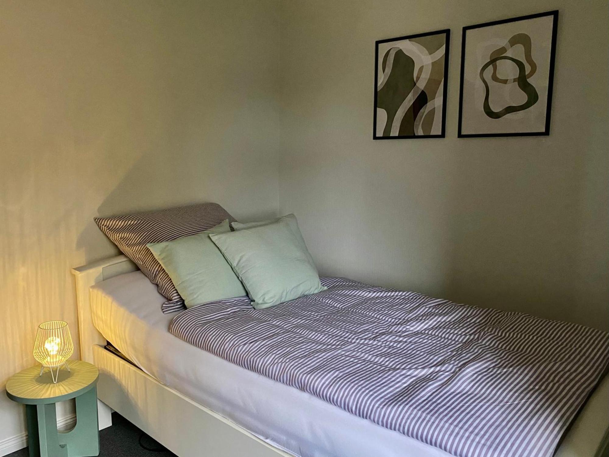 Schoene Ferienwohnung Итцехо Экстерьер фото